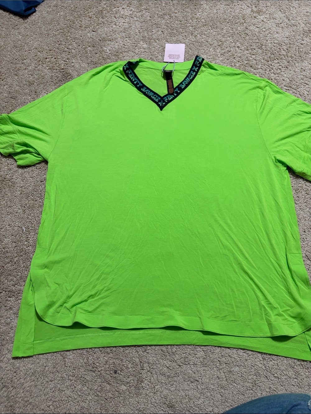 Savage X Fenty "I Dare Hue" Sleep T-Shirt Medium NWT Green